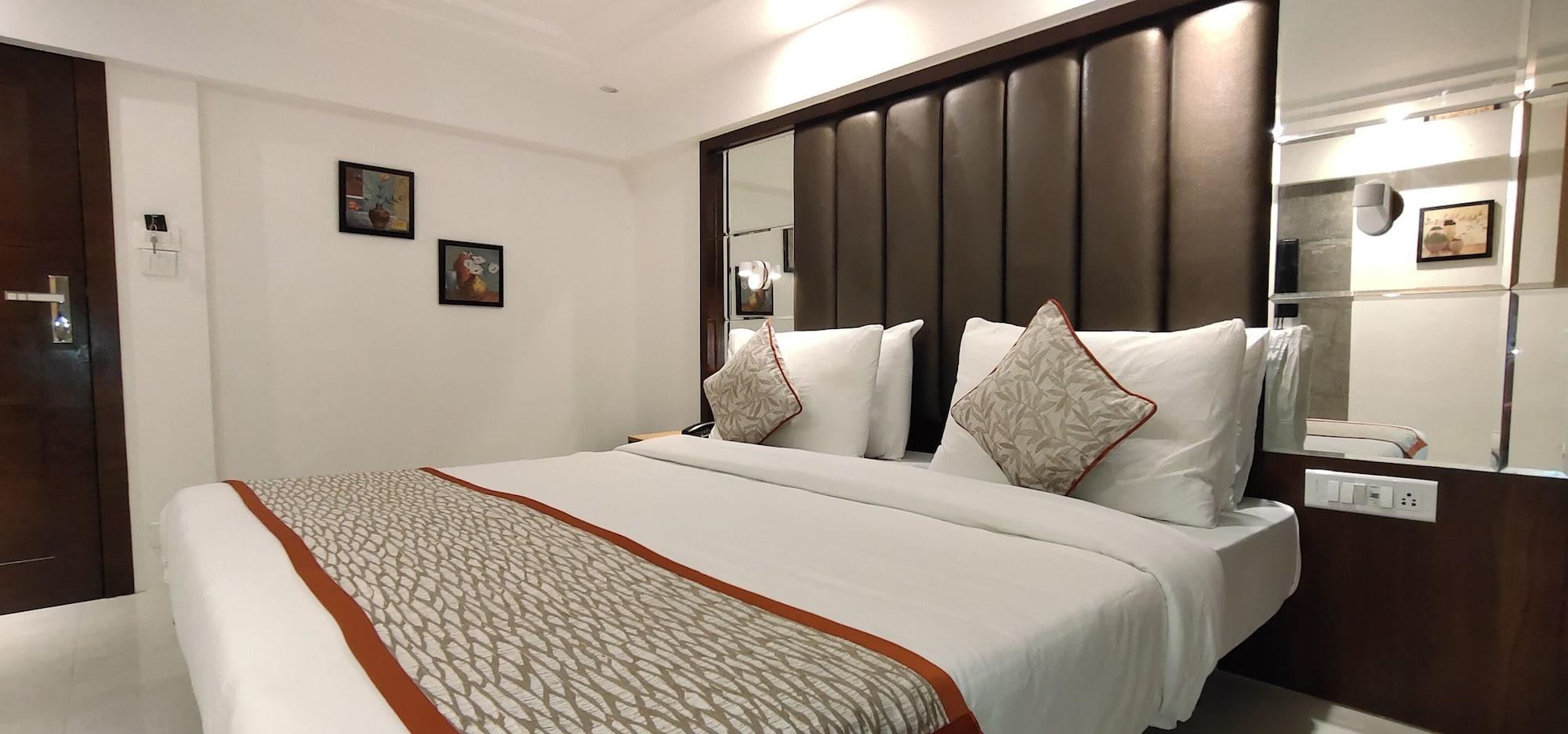 OYO Townhouse 334 Supreme Hotel Cuffe Parade Mumbai Exterior foto