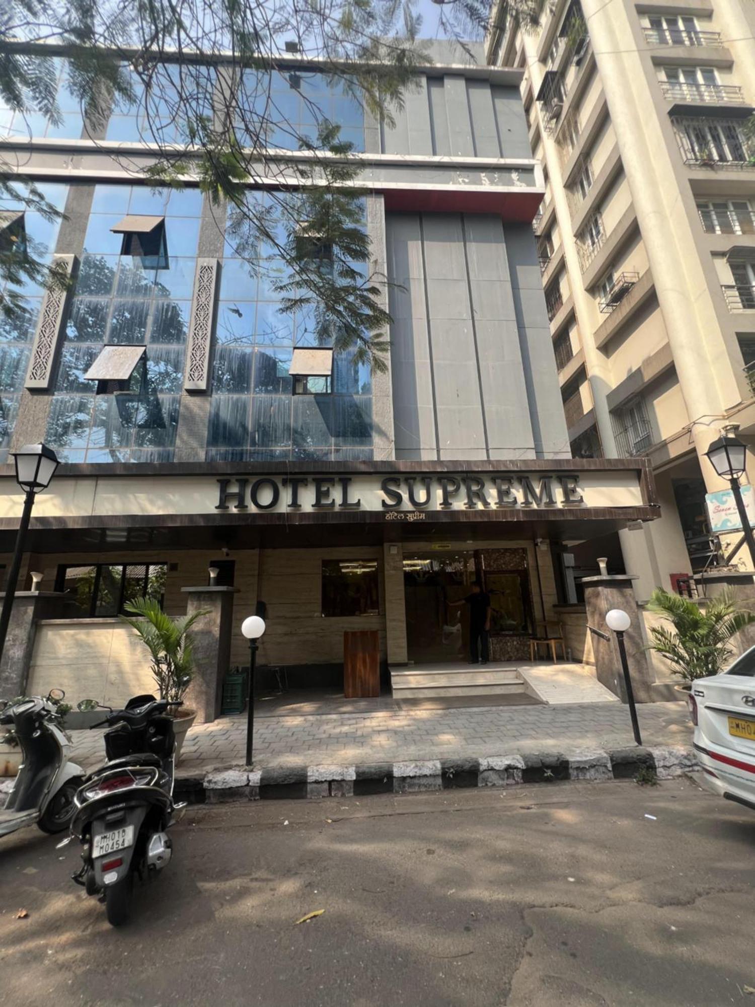 Hotel Supreme - Cuffe Parade Mumbai Exterior foto